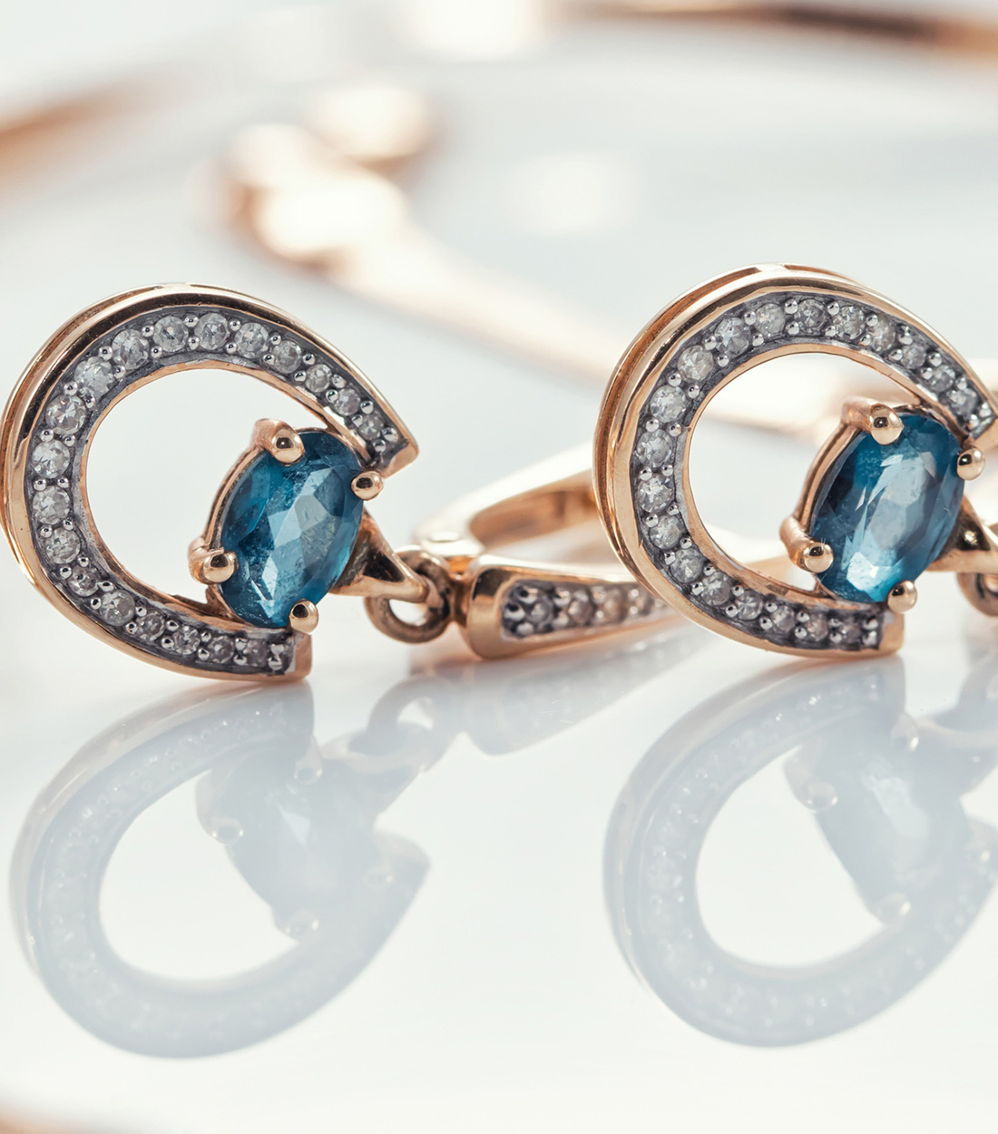 Article Image - <h1>A Guide to Protecting Your Watch or Jewelry Collection</h1>